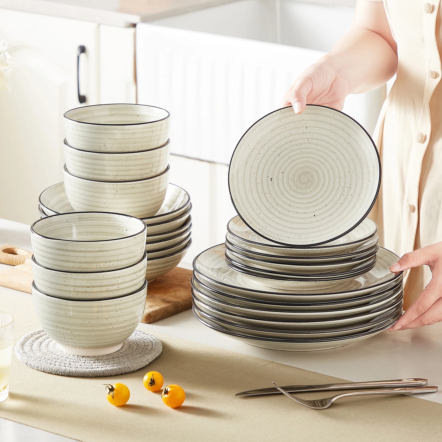 MALACASA Ceramic Dinnerware Set Hand Painted Spiral