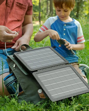 Solar Power Bank 20000mAh Built In Cables Wireless Charger