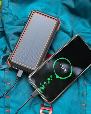Solar Power Bank 20000mAh Built In Cables Wireless Charger